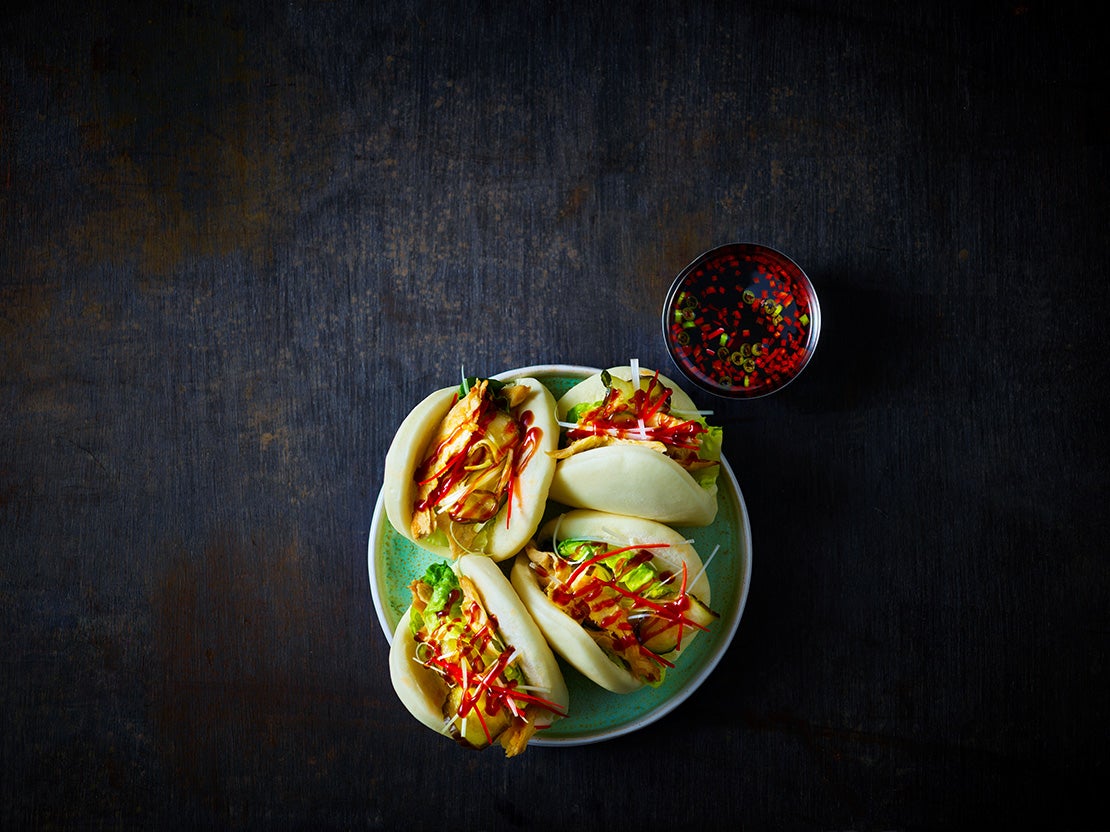 Bao buns with pulled fillet