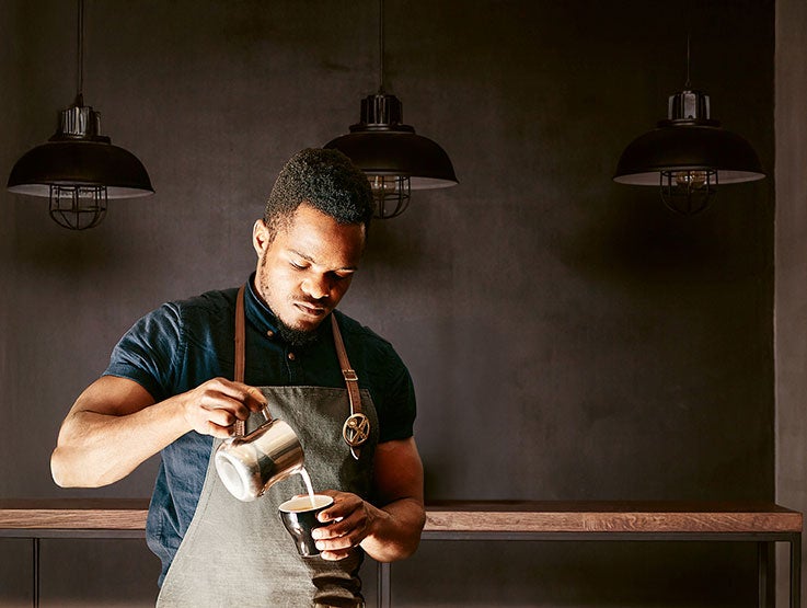 barista-preparing-coffee