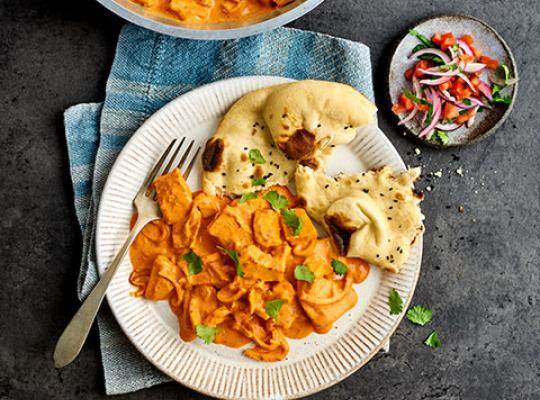 A plate of vegan fillet tikka masala 